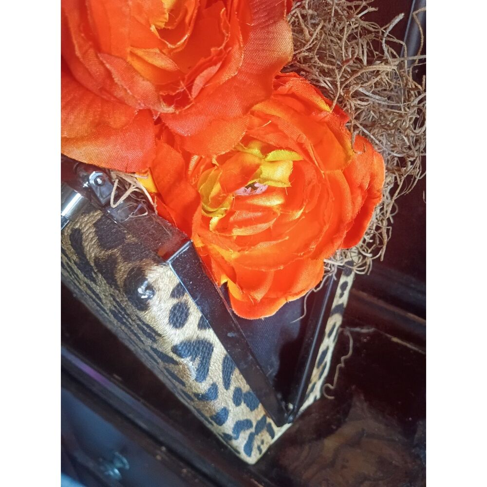 Handbag Decor - Picture 3 of 4